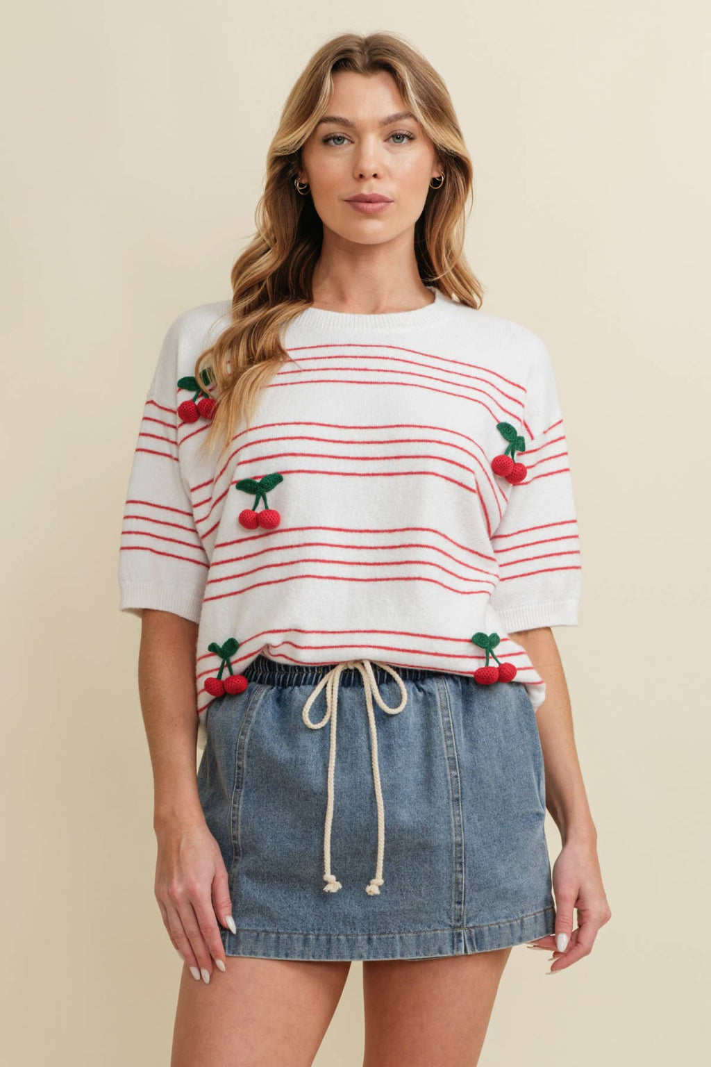 CHERRY ACCENT STRIPE SWEATER