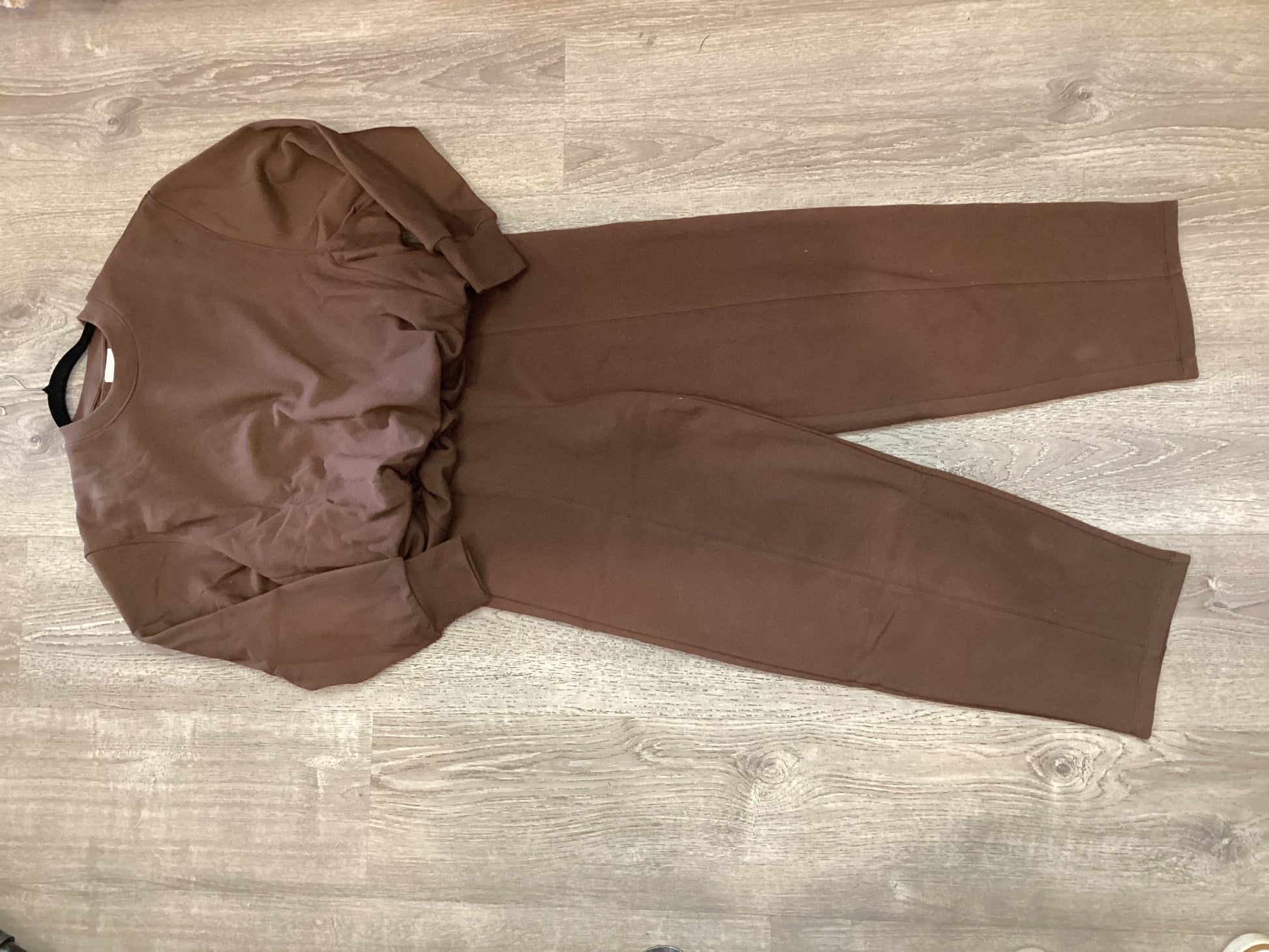 Bubble Hem Sweatshirt and Barrel Sweatpant Set