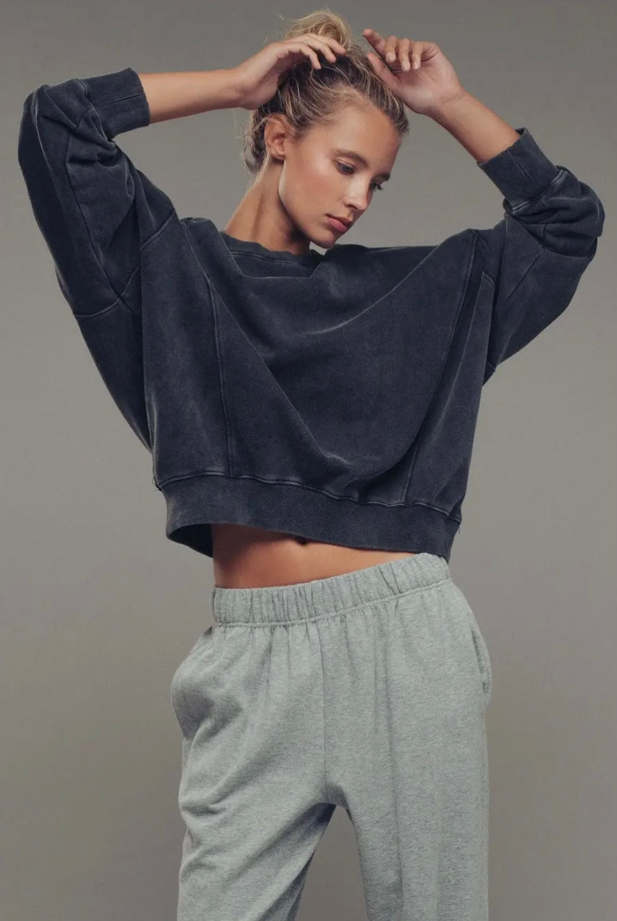 Pigment Washed Relaxed Fit Sweatshirt