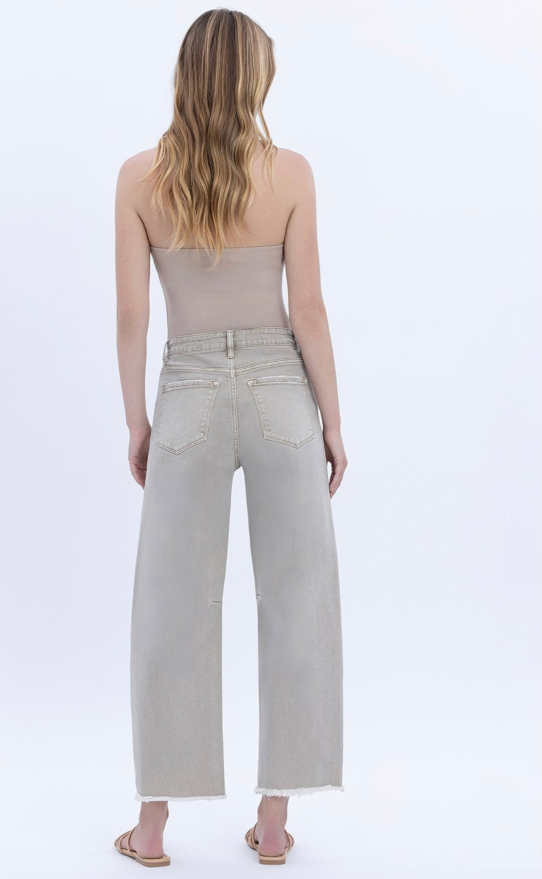 Vervet Super High Rise Frayed Hem Wide Barrel Leg Jeans - Cinder