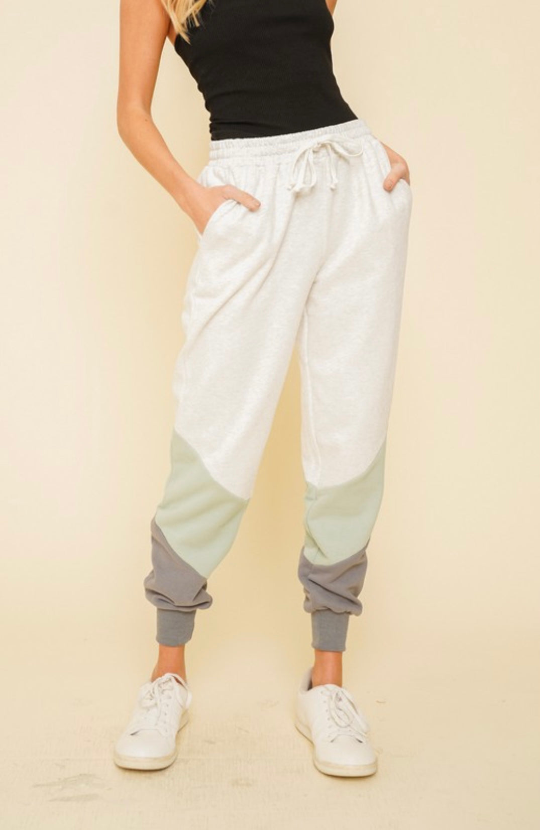 Color Block Jogger Pant Sage / Charcoal