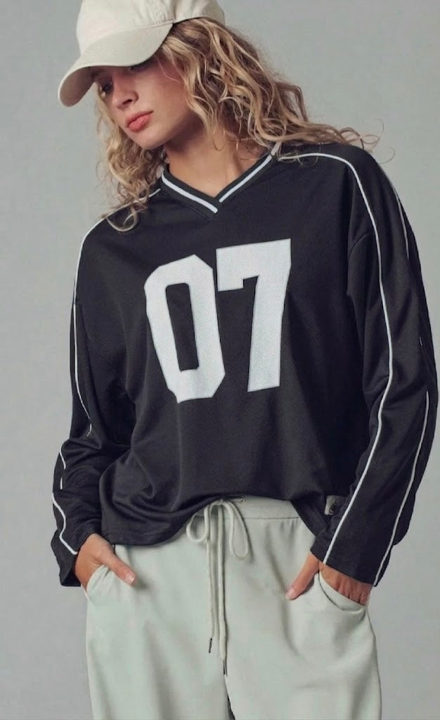 Varsity 07 Graphic V-Neck Jersey Top