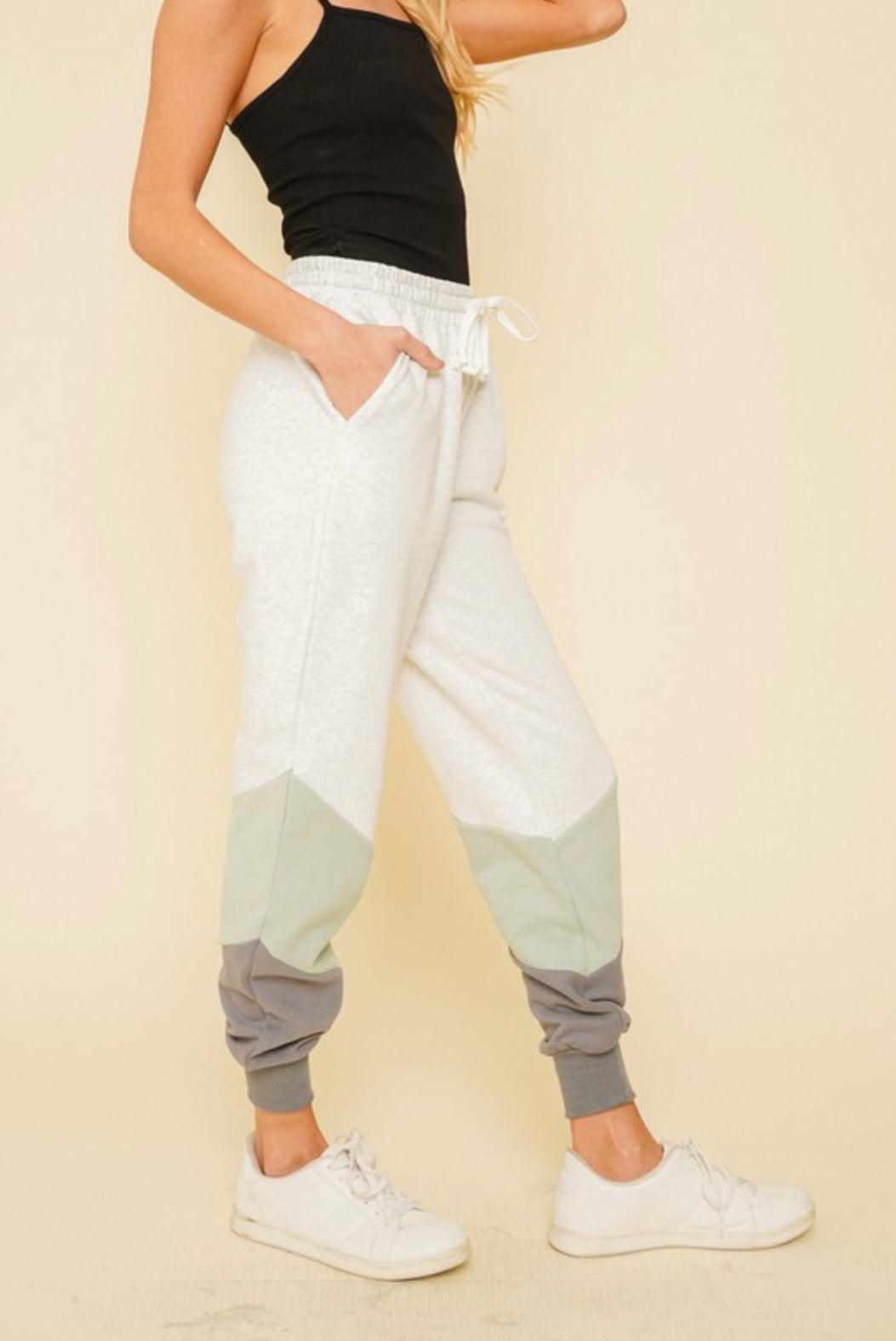 Color Block Jogger Pant Sage / Charcoal