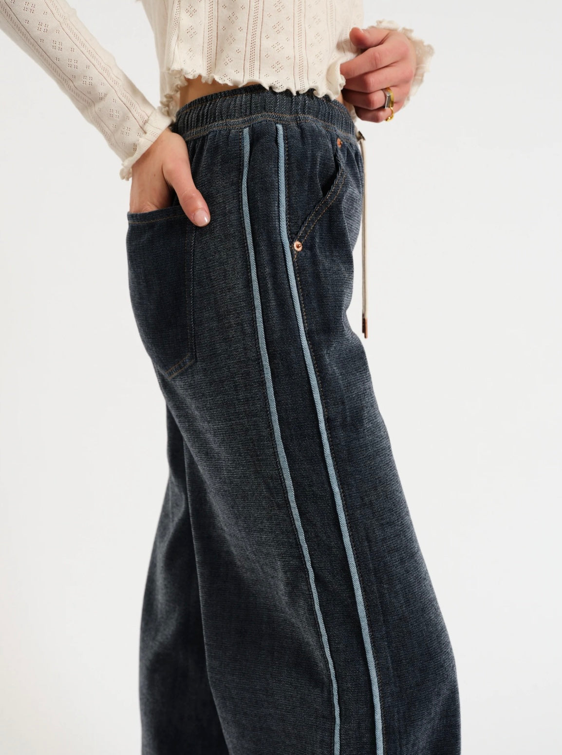 THE COZY JEAN WIDE LEG PULL ON IN SKY WHISPER