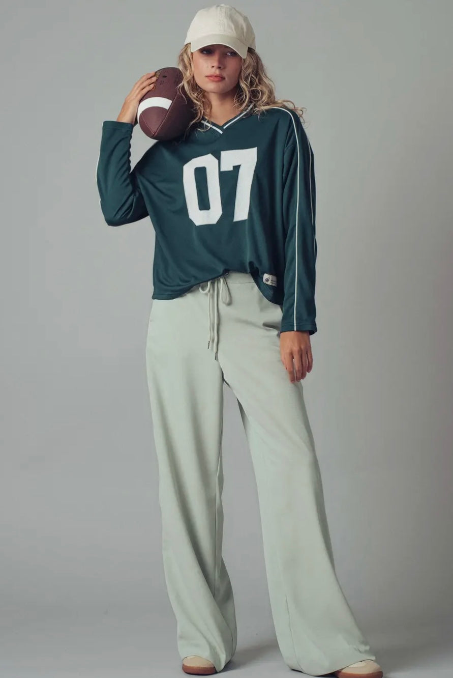 Varsity 07 Graphic V-Neck Jersey Top