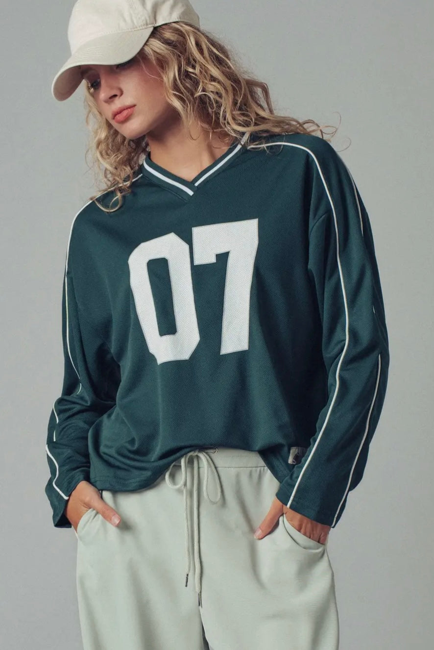 Varsity 07 Graphic V-Neck Jersey Top