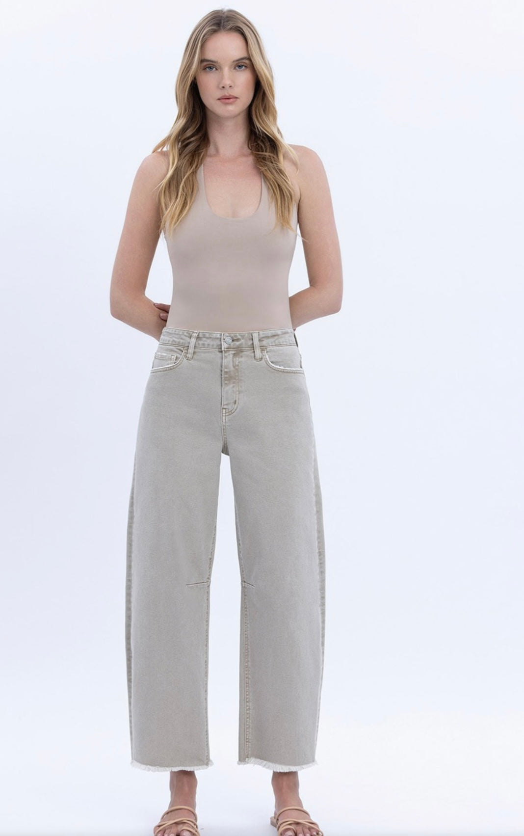 Vervet Super High Rise Frayed Hem Wide Barrel Leg Jeans - Cinder
