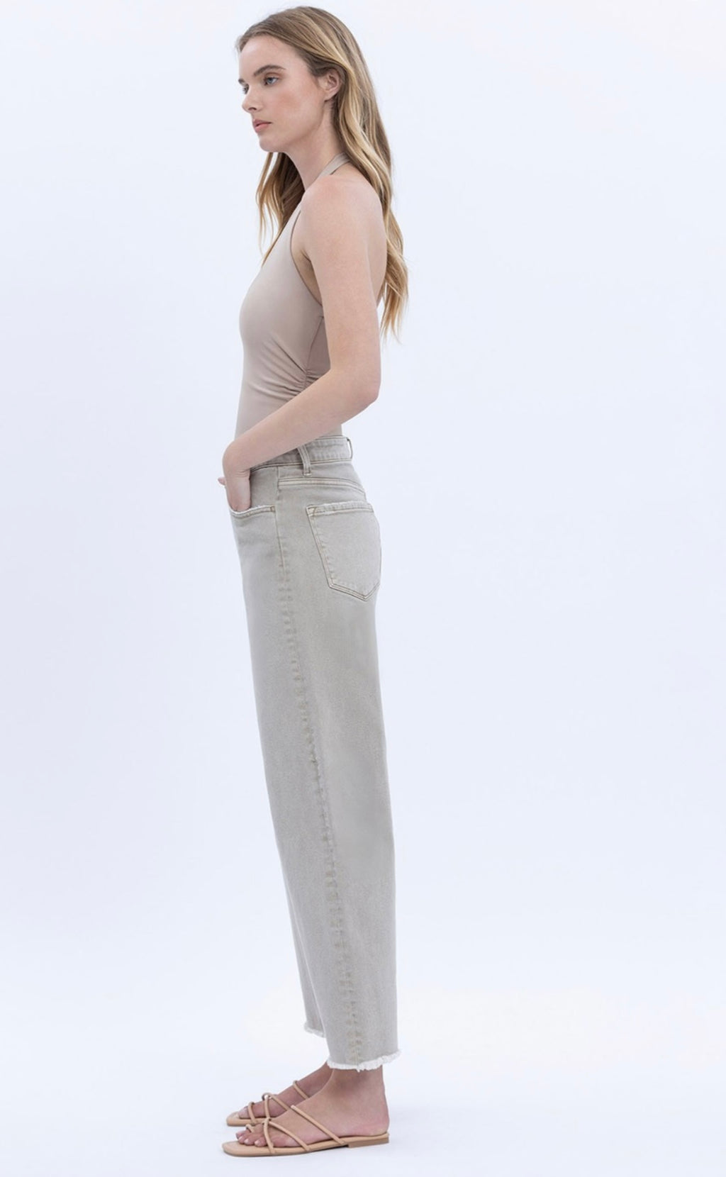 Vervet Super High Rise Frayed Hem Wide Barrel Leg Jeans - Cinder