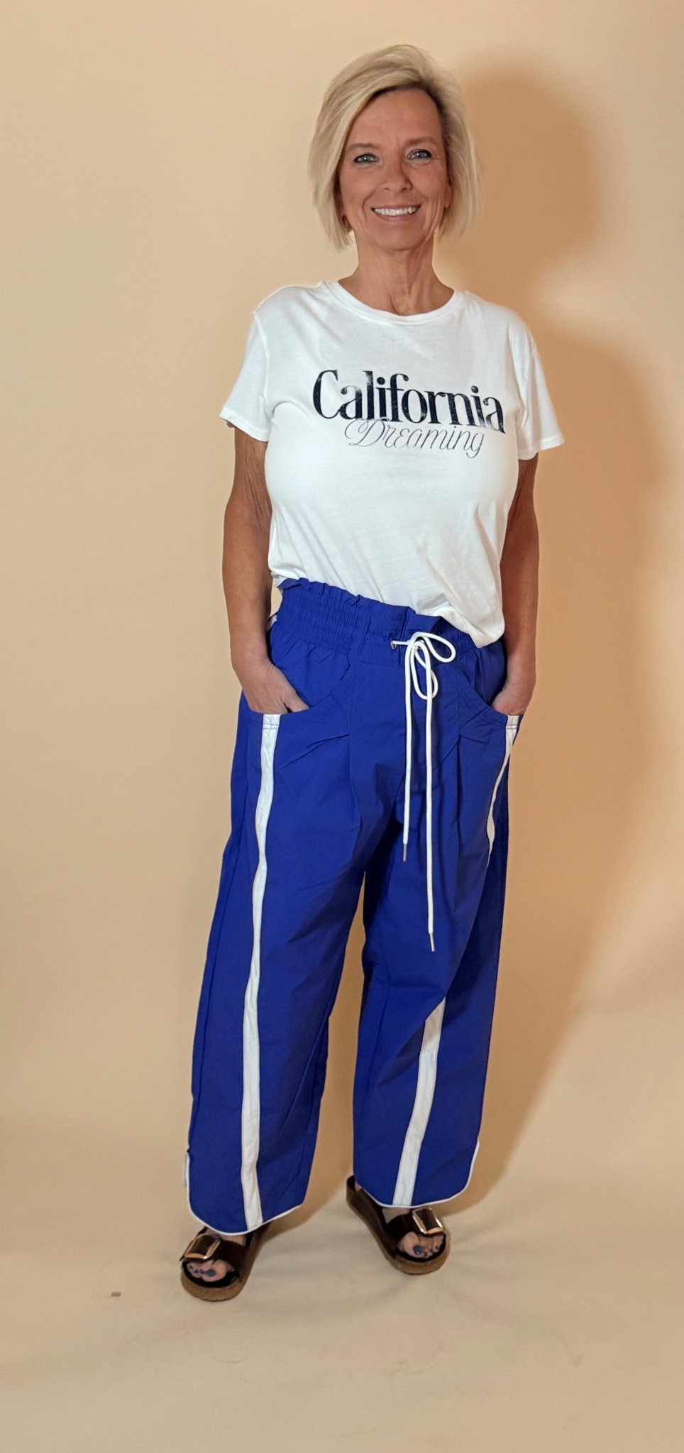 Cali Tourist Tee - eloise boutique
