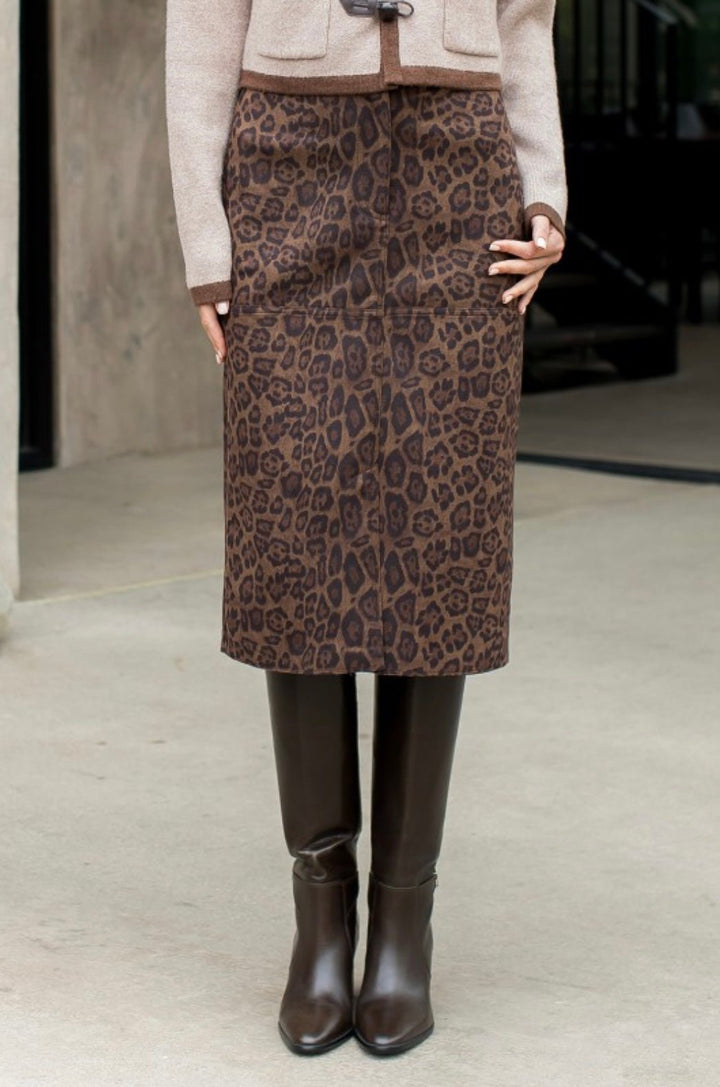 Cheetah Suede Skirt - eloise boutique