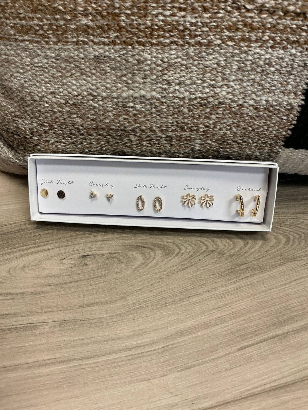 Daisy Earring Box Set - eloise boutique