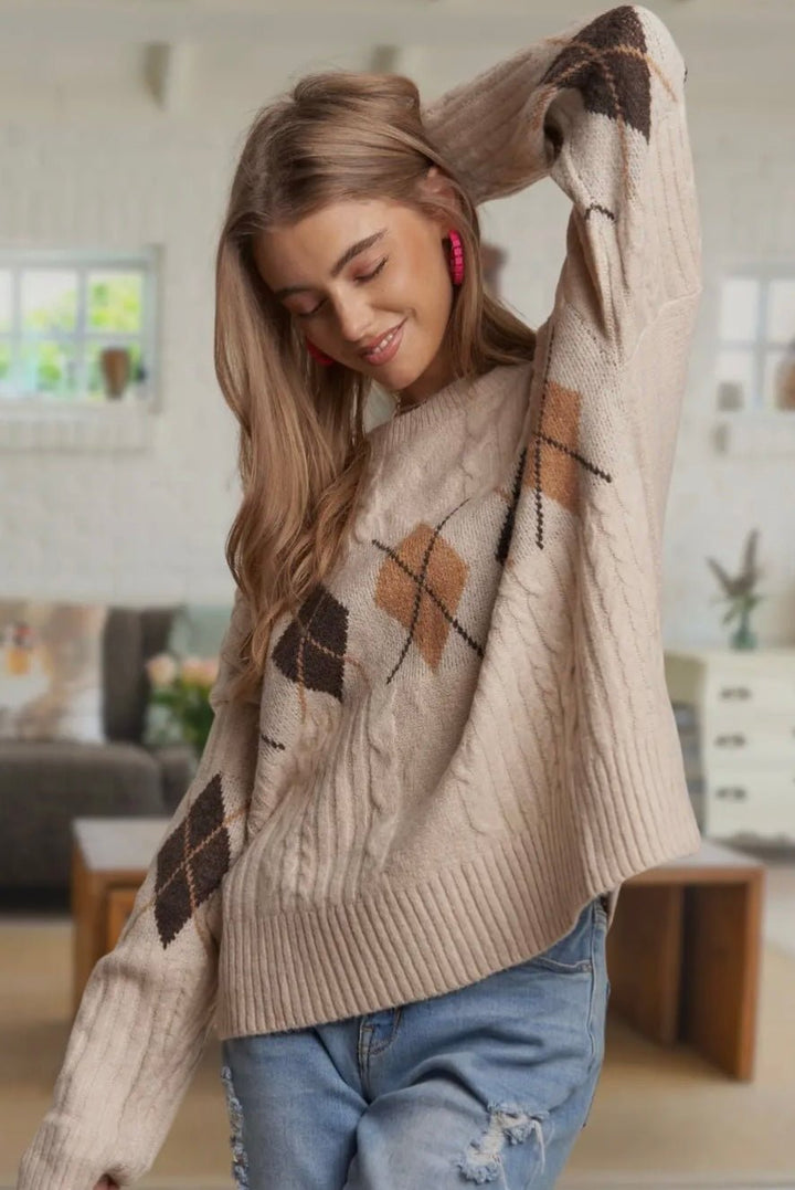 Diamond Pattern Cable Knit Sweater - eloise boutique