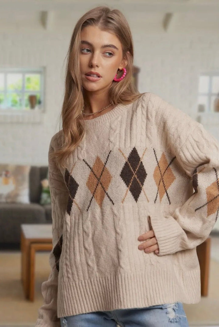Diamond Pattern Cable Knit Sweater - eloise boutique