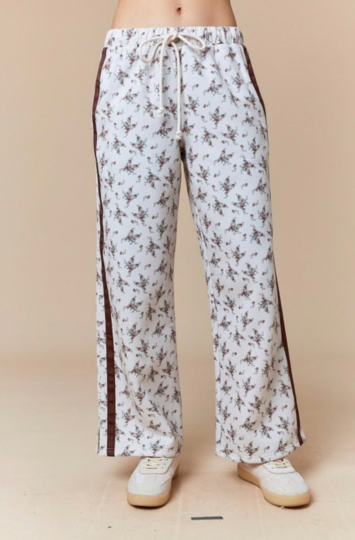 Floral Printed Fleece Sweatpants - eloise boutique
