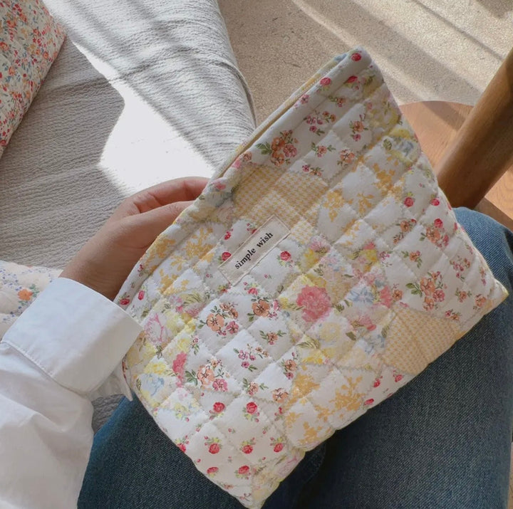 Flower Print Padded Large Capacity Cosmetic Bag - eloise boutique