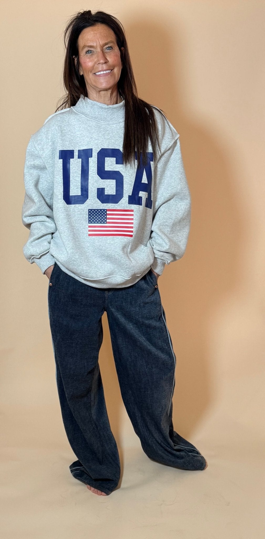 Heritage Reversible Mock Neck Sweatshirt - eloise boutique