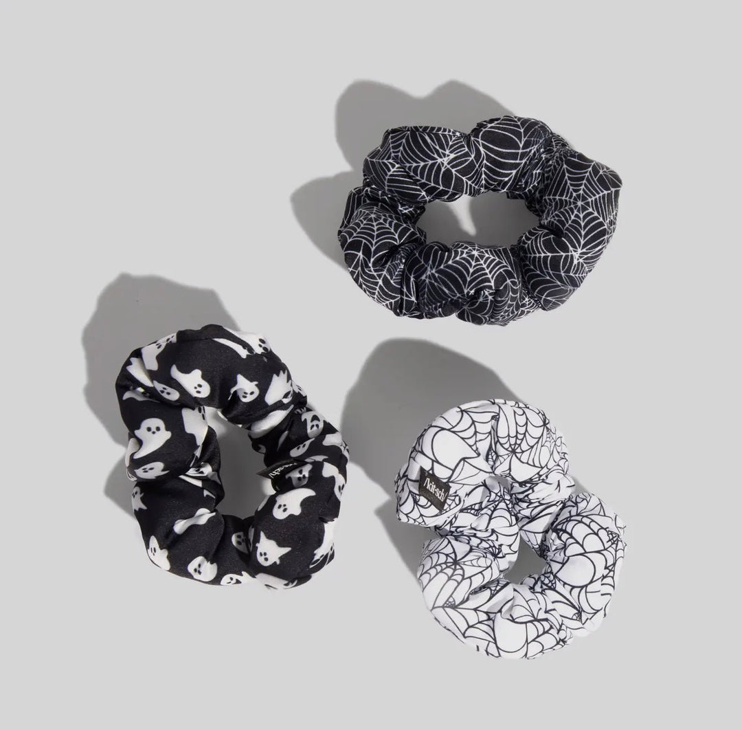 Kitsch Spiderweb Cloud Scrunchies - eloise boutique