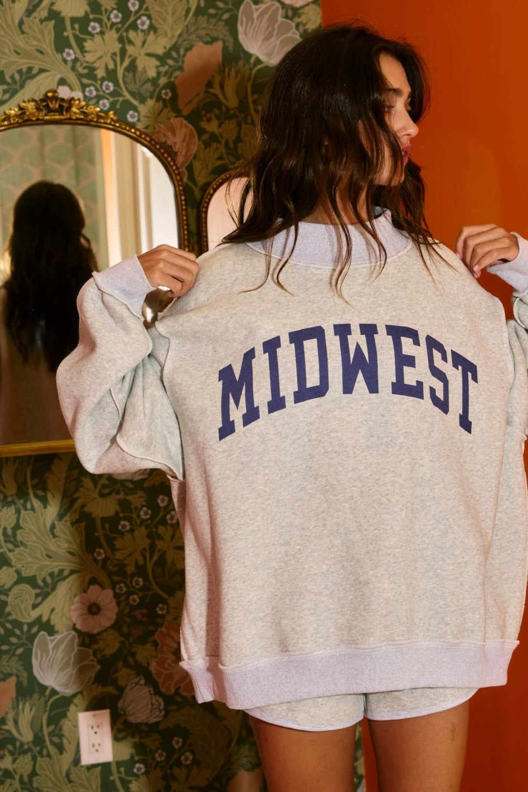 Midwest Mockneck Sweatshirt - eloise boutique