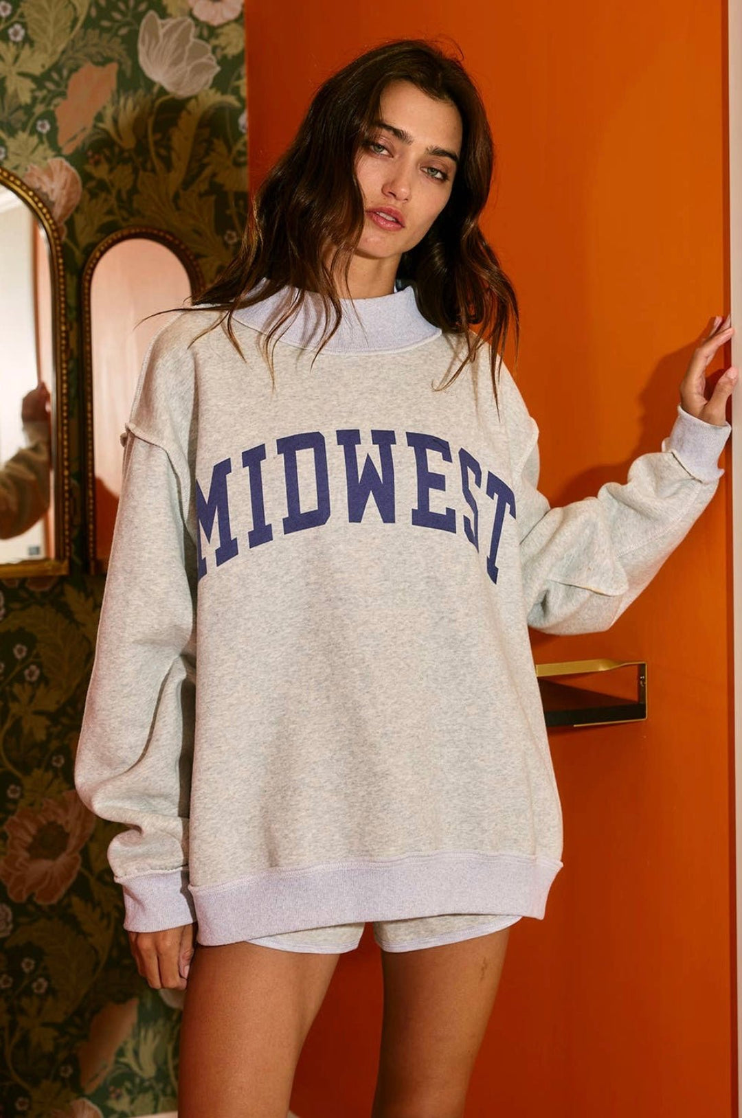 Midwest Mockneck Sweatshirt - eloise boutique