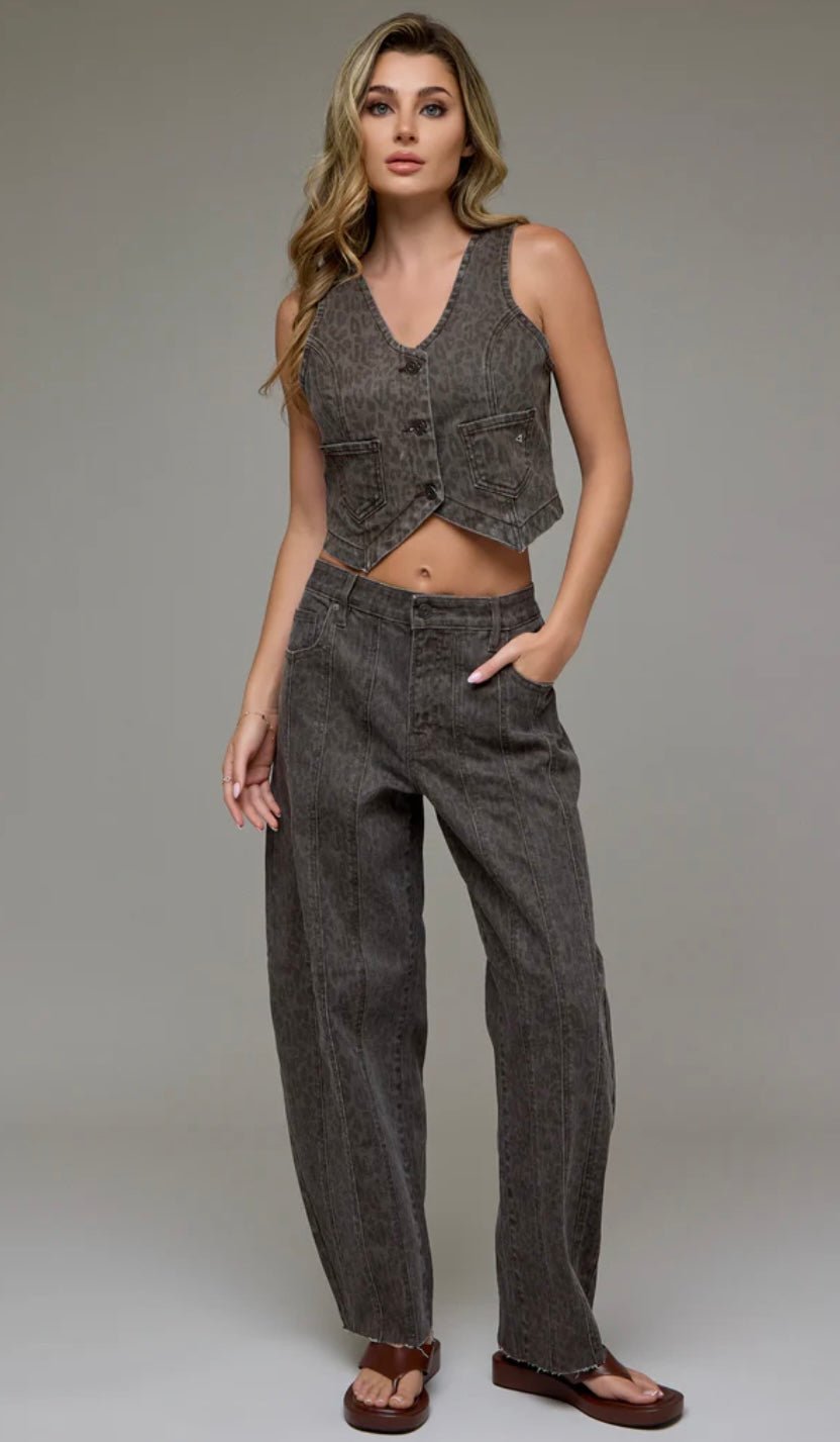 SAMMIE Brown Cheetah Seamed Barrel Jean - eloise boutique