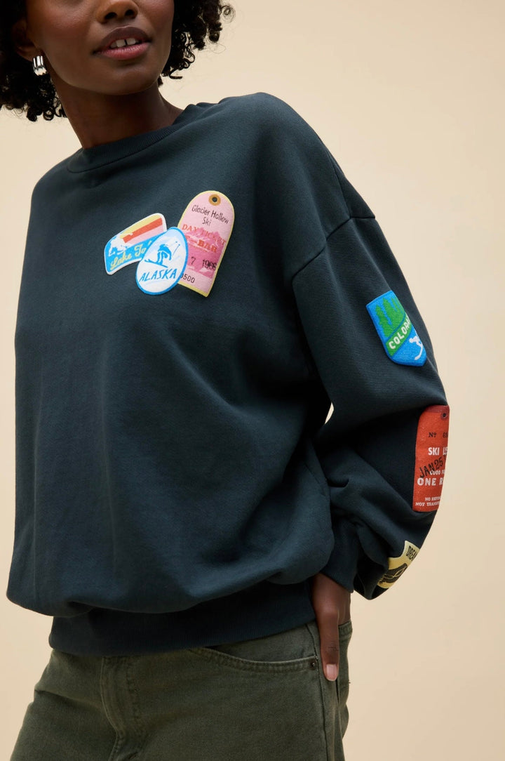 SKI PATCH &amp; PASS COLLECTOR OVERSIZED CREW SWEATSHIRT - eloise boutique
