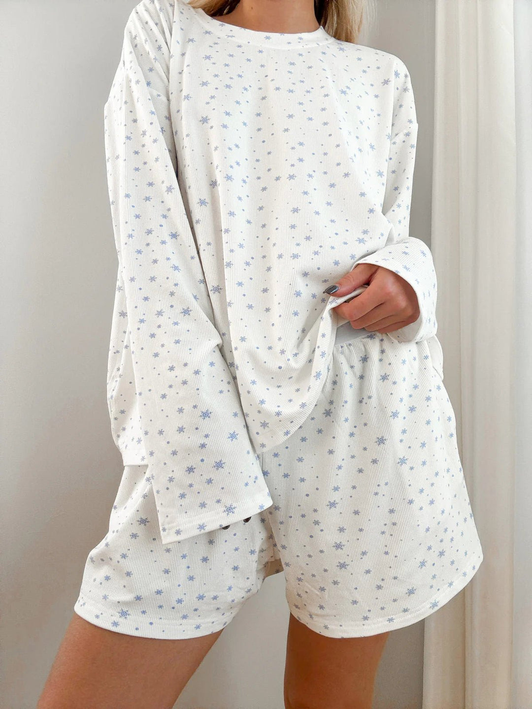 Sunkissed Snowflake Pajama Set - eloise boutique