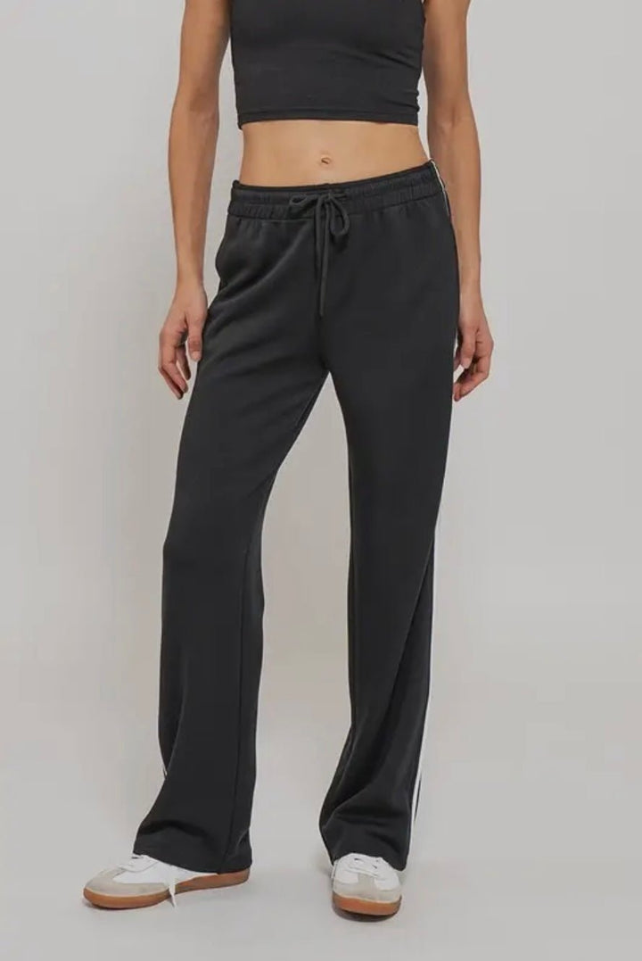 Timeless Stripe Drawstring Relaxed Sweatpants - eloise boutique